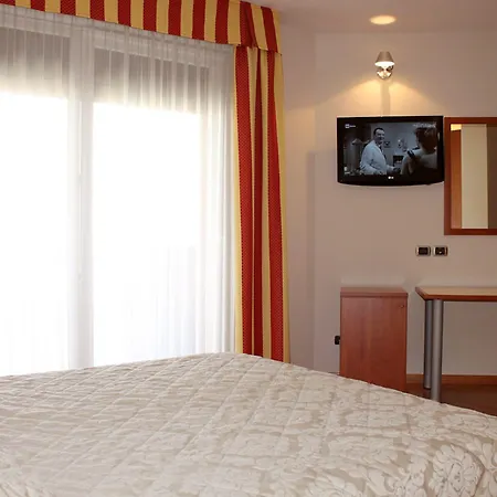Hotel Rubicone 4*